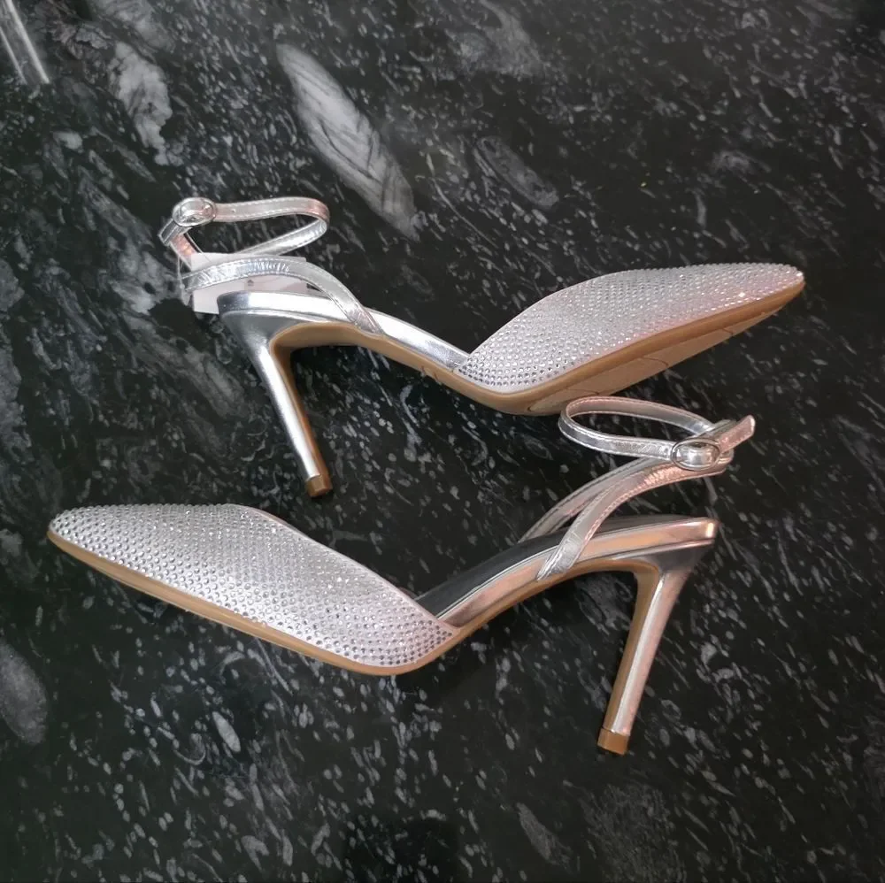 BRAND NEW NINE WEST POINTED TOE RHINESTONE HEELS SANDAL